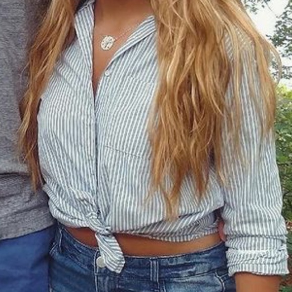 button up collared striped shirt - Picture 2 of 2